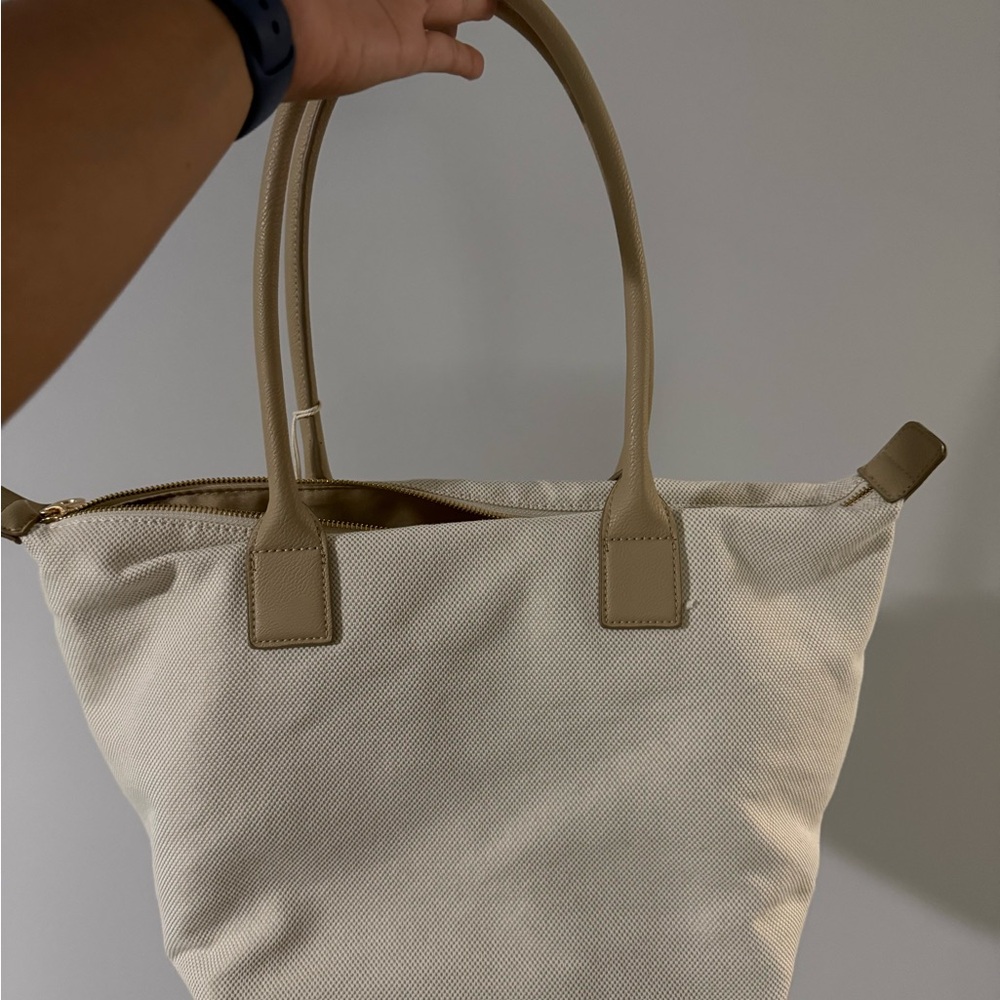 Universal Thread Cream and Tan Tote Bag